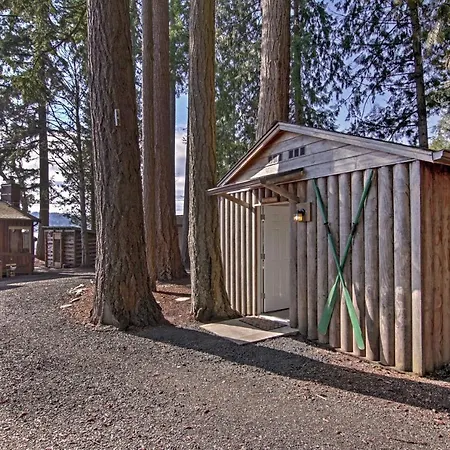 Gorgeous Poulsbo Waterfront Home On Liberty Bay!